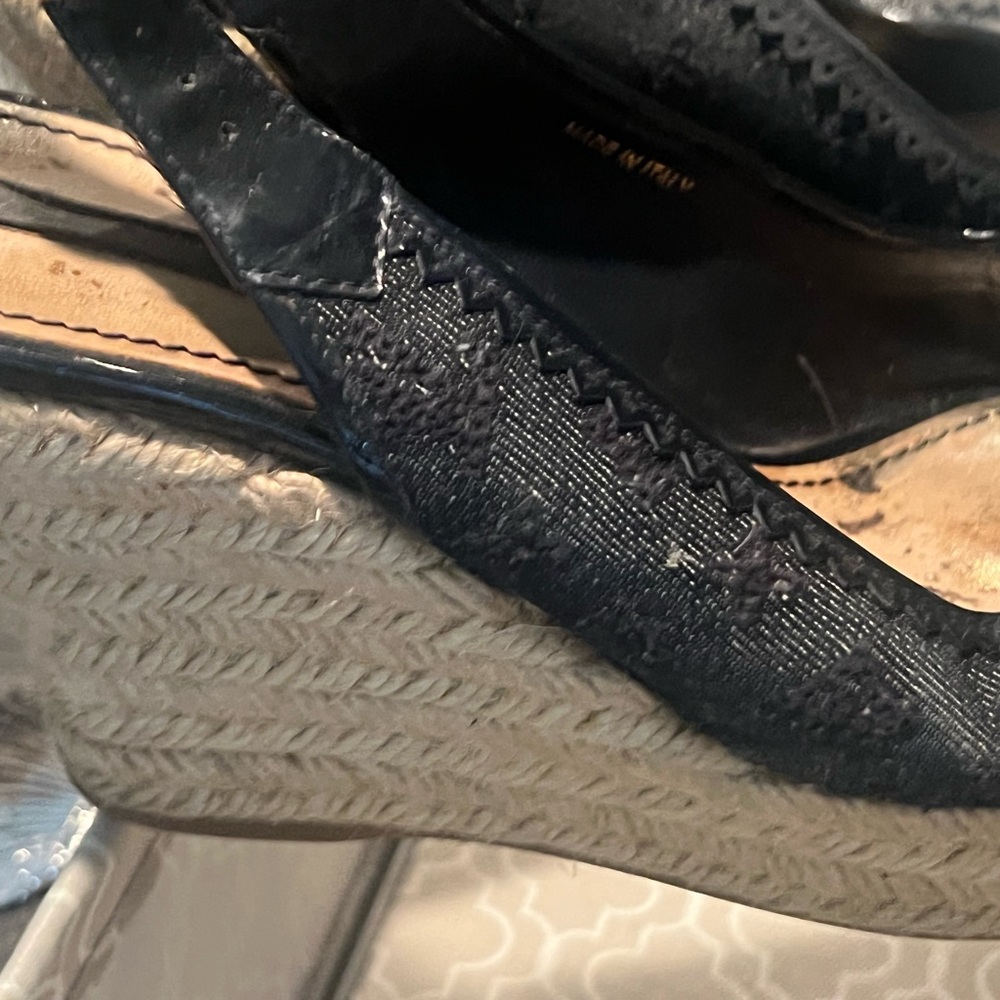 Louis Vuitton espadrille.. black gently worn - Picture 3 of 8